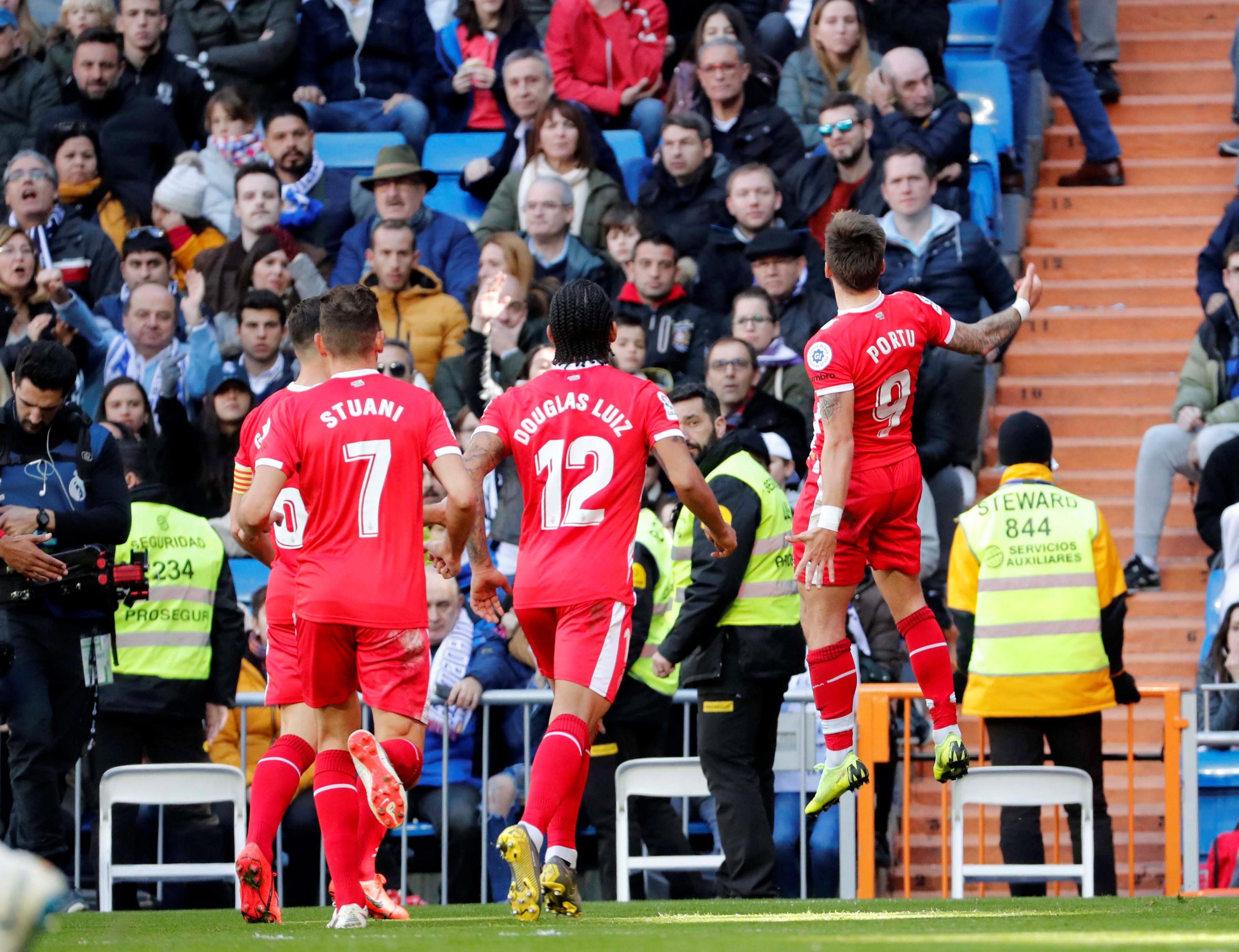 利物浦通过 利物浦通过